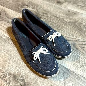 Never Worn. Grasshopper Ortholite Shoes